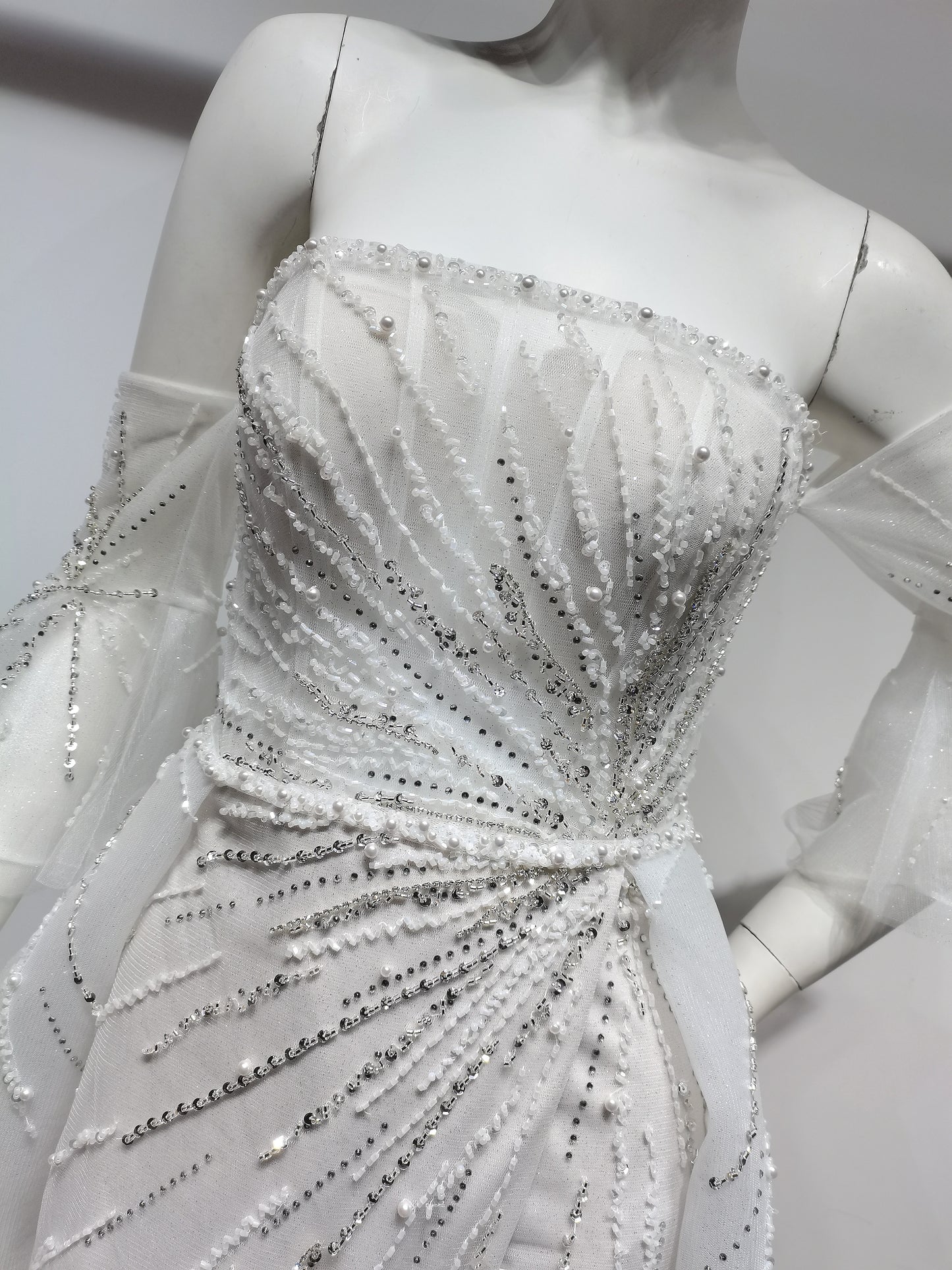 SH17882-WHITE