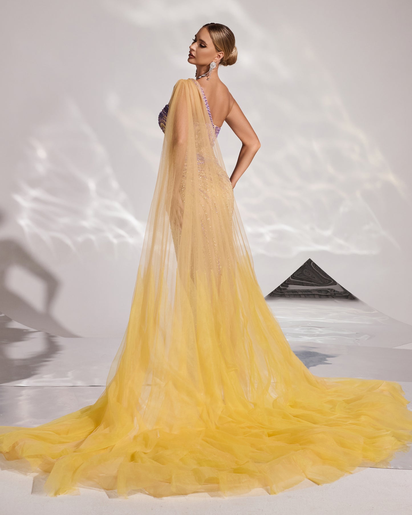 SH0127 YELLOW