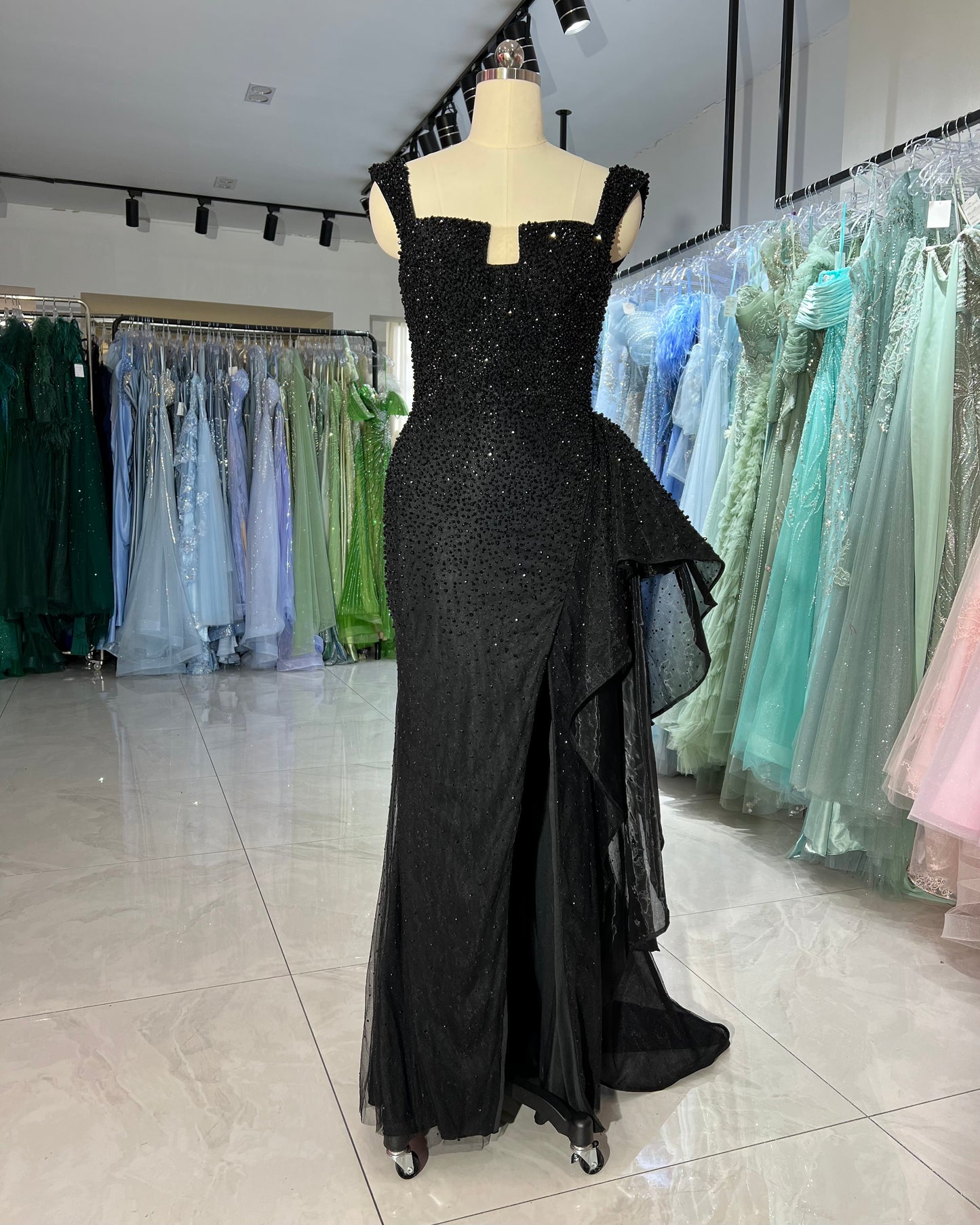 SH0103 BLACK