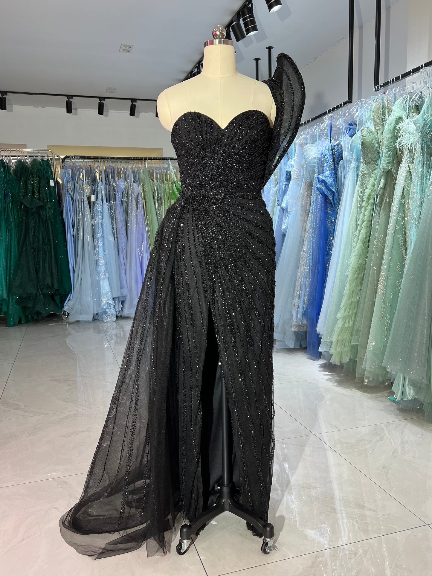 SH0115 BLACK