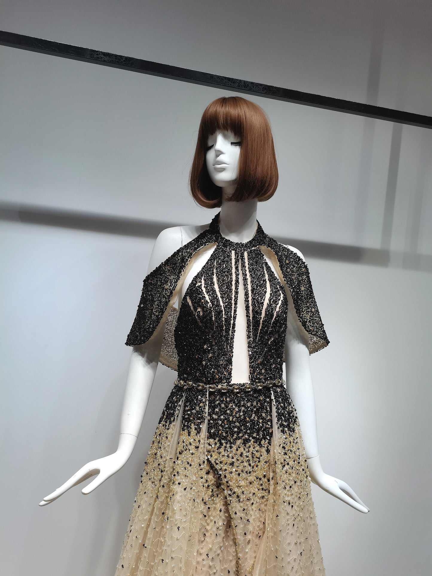 SH16098  CHAMPAGNE
