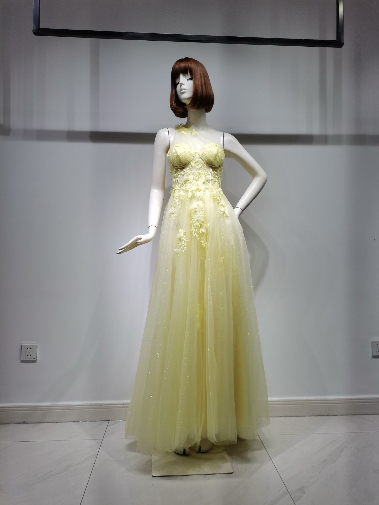SH17475 YELLOW