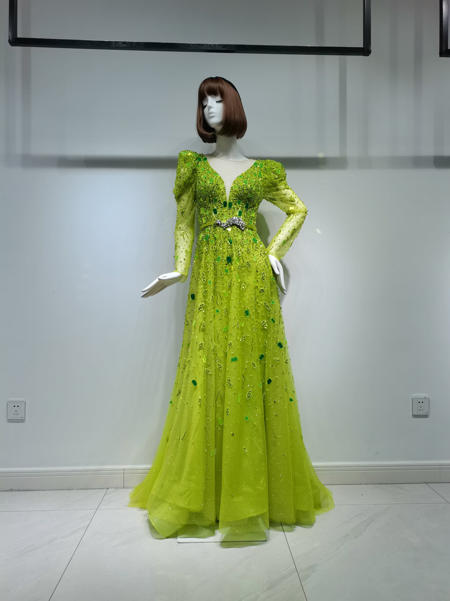 SH17611   GREEN