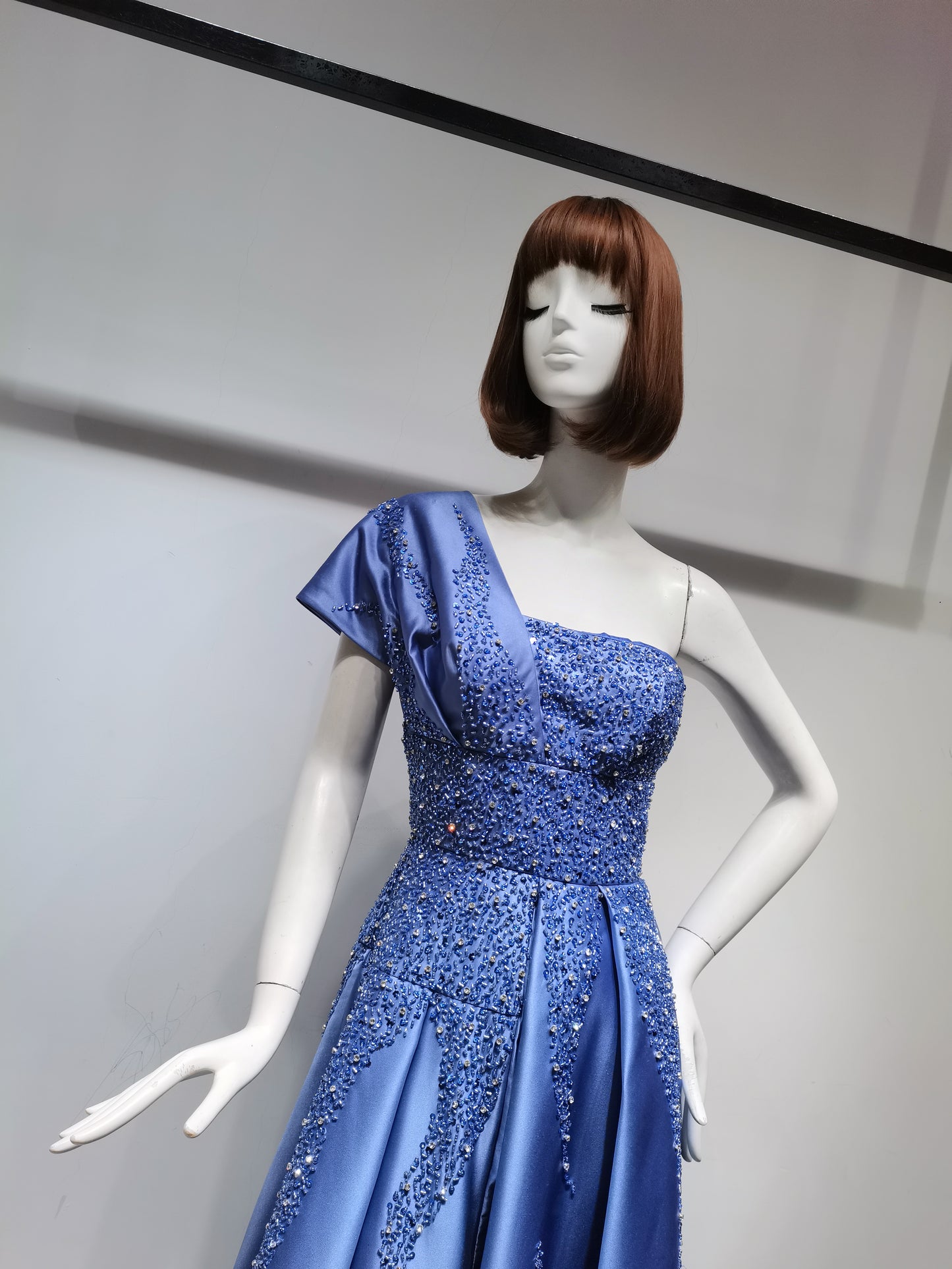 SH17639  BLUE
