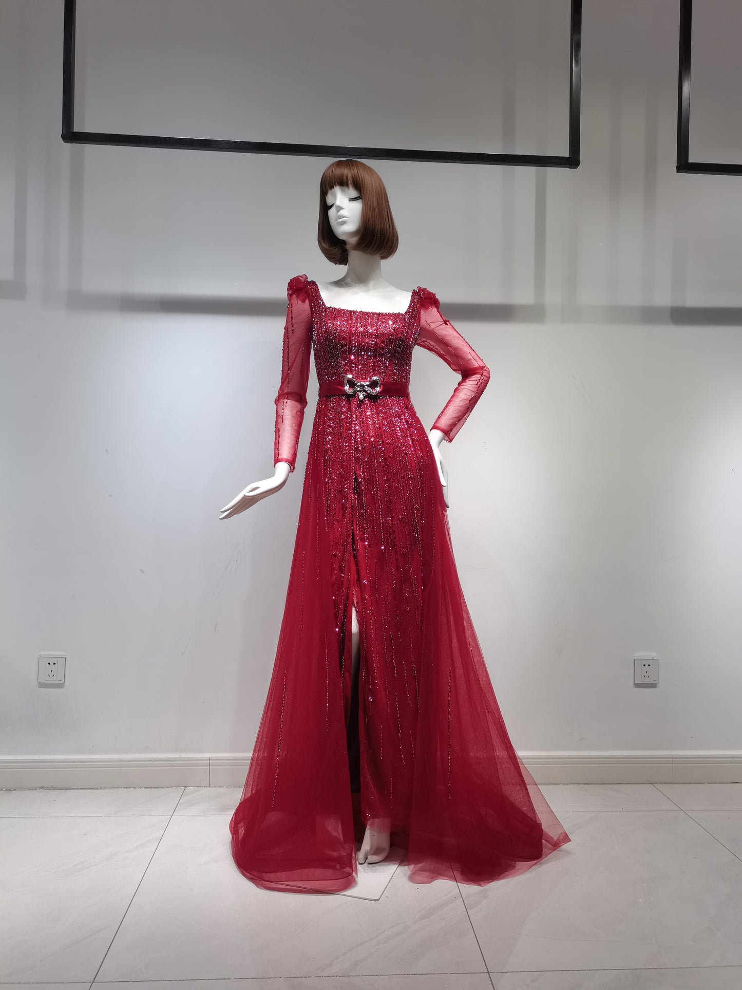 SH17722   RED