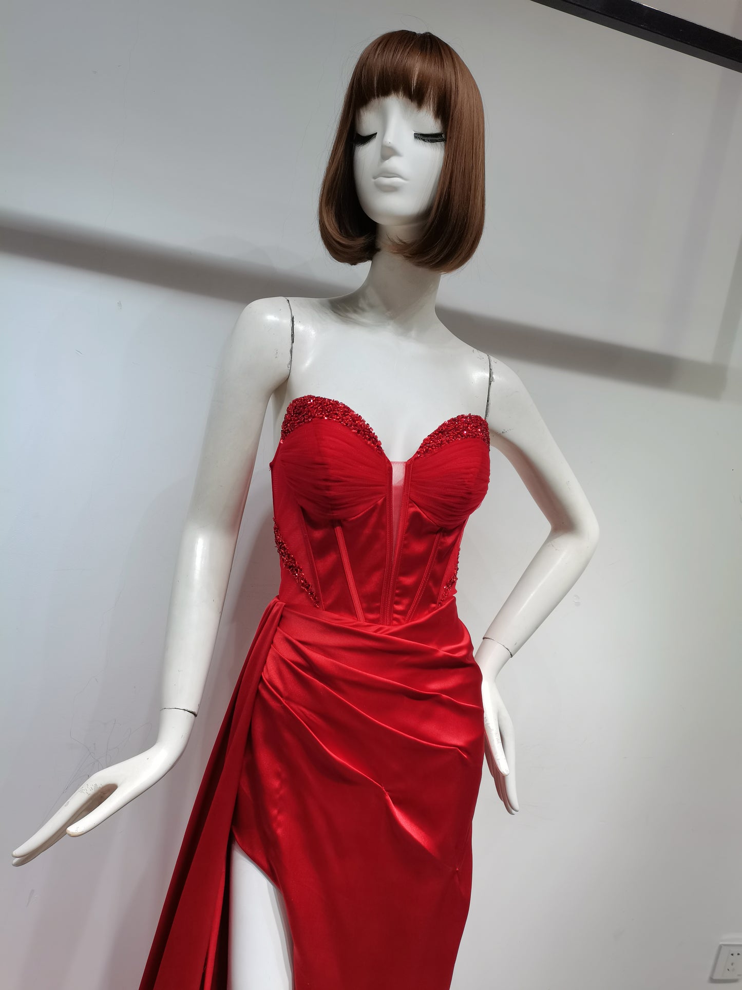 SH17813 RED