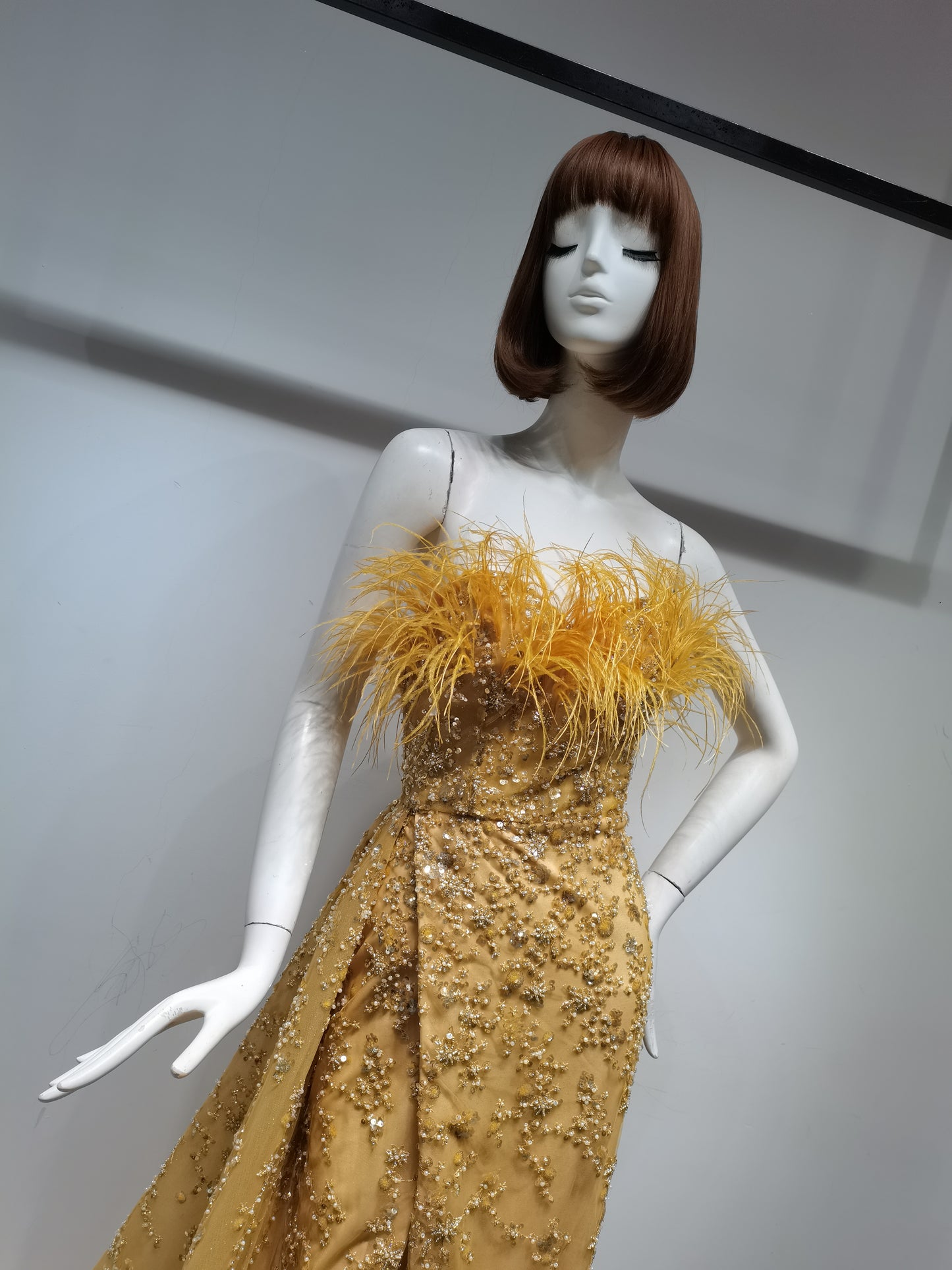 SH18276 GOLDEN