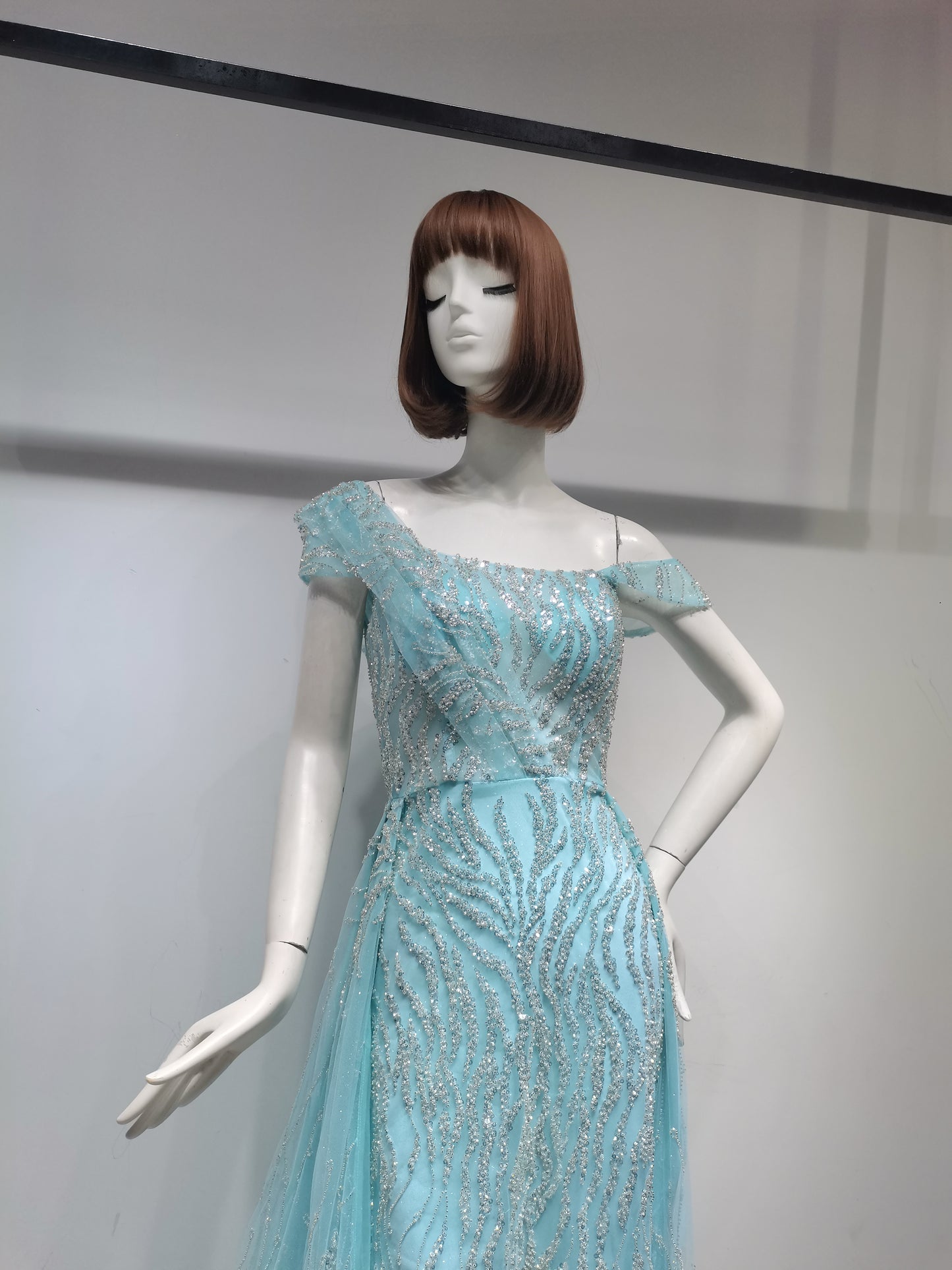 SH18281  BLUE
