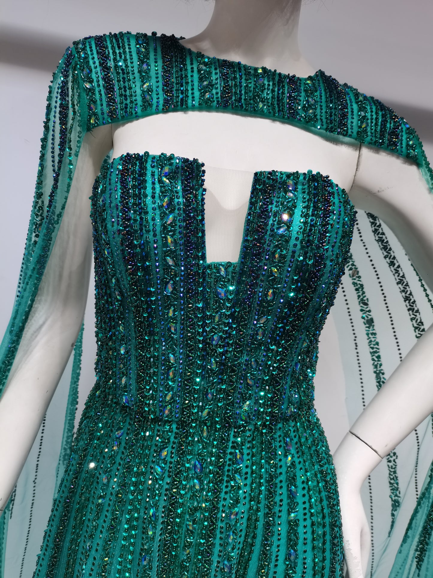 SH18533   GREEN