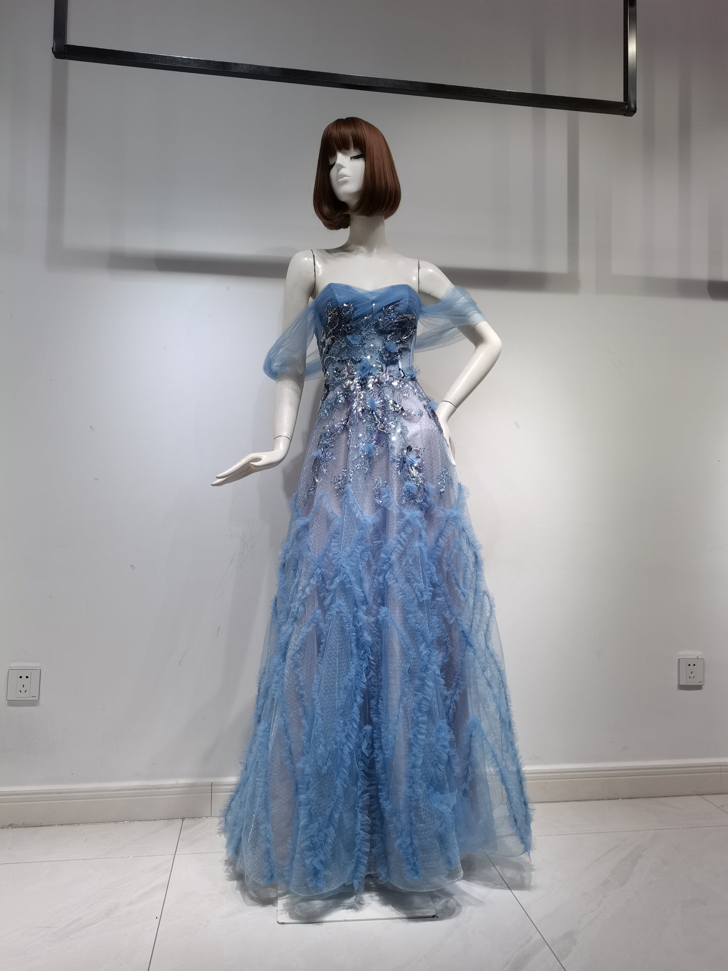 SH18588 BLUE
