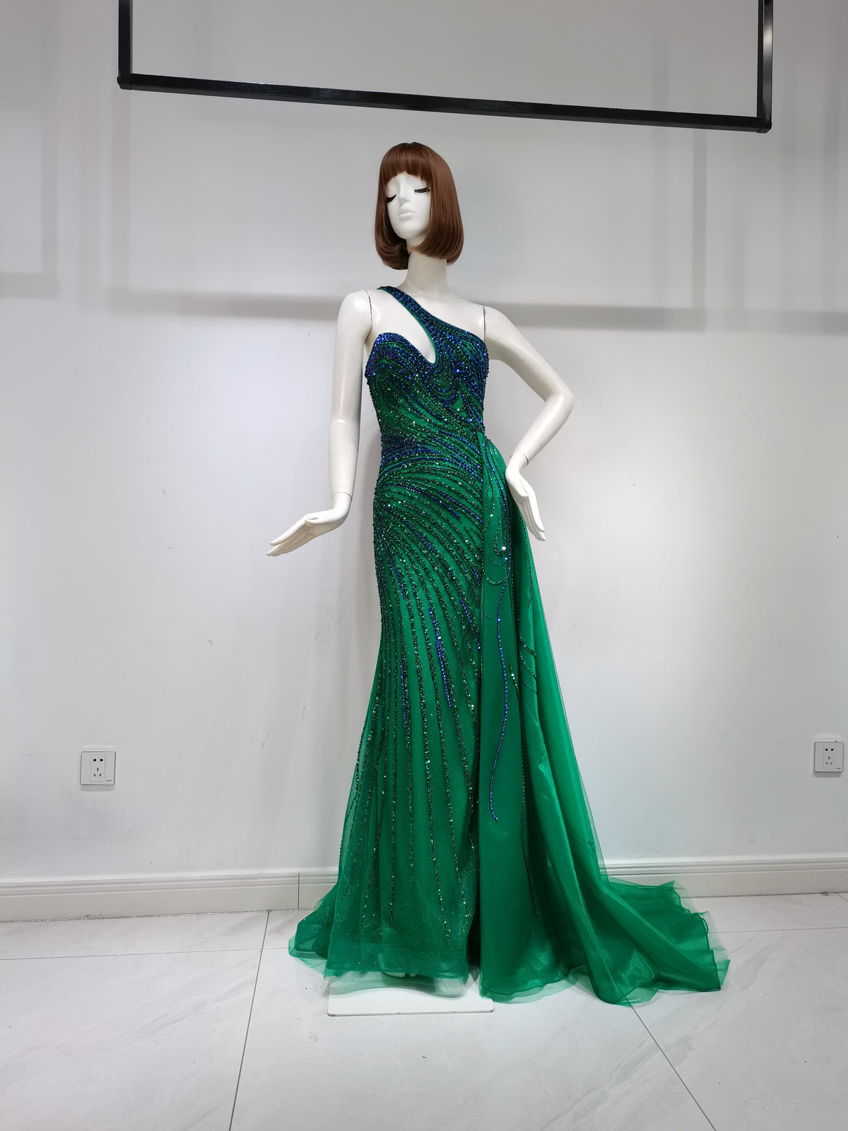 SH18689  GREEN