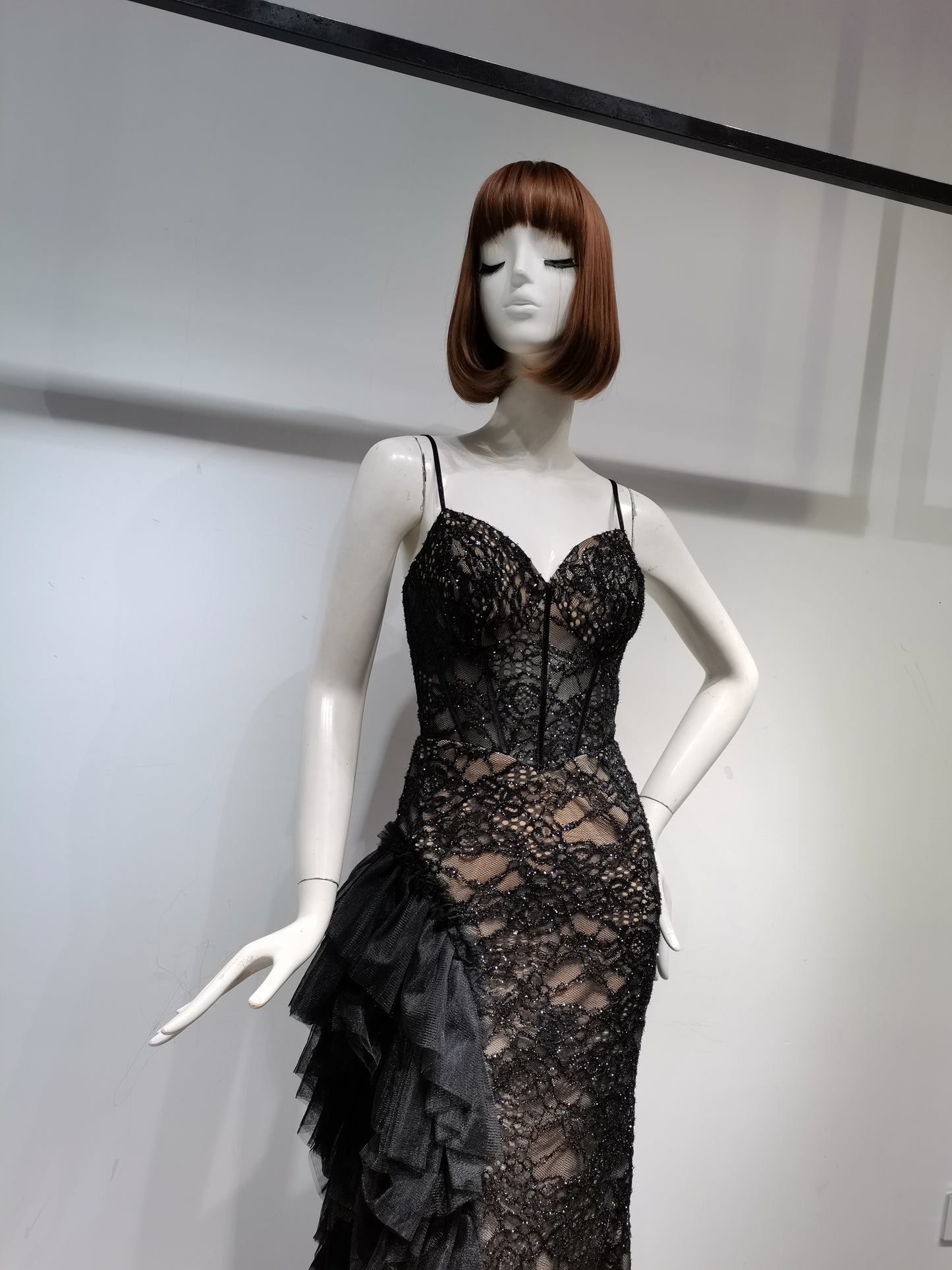 SH18952 BLACK