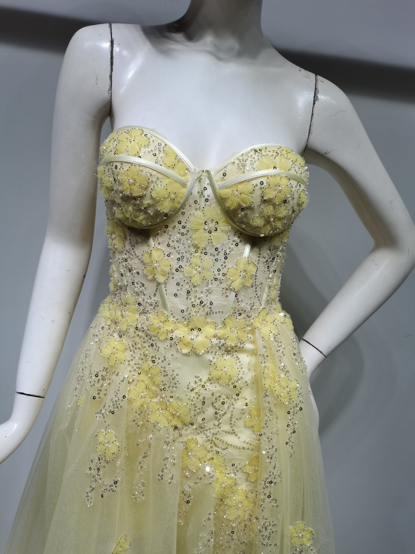 SH19341 YELLOW