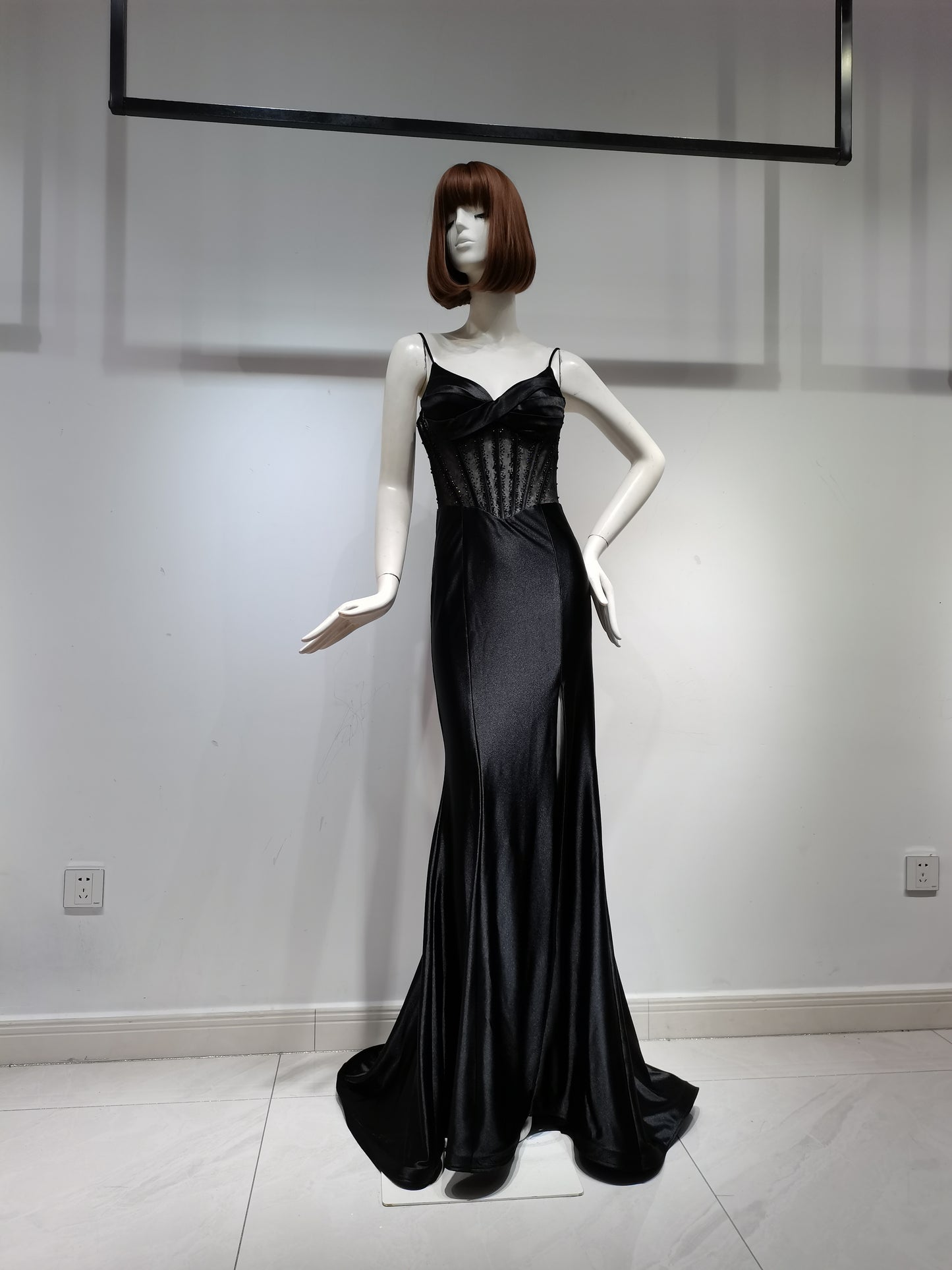 SH0053 BLACK