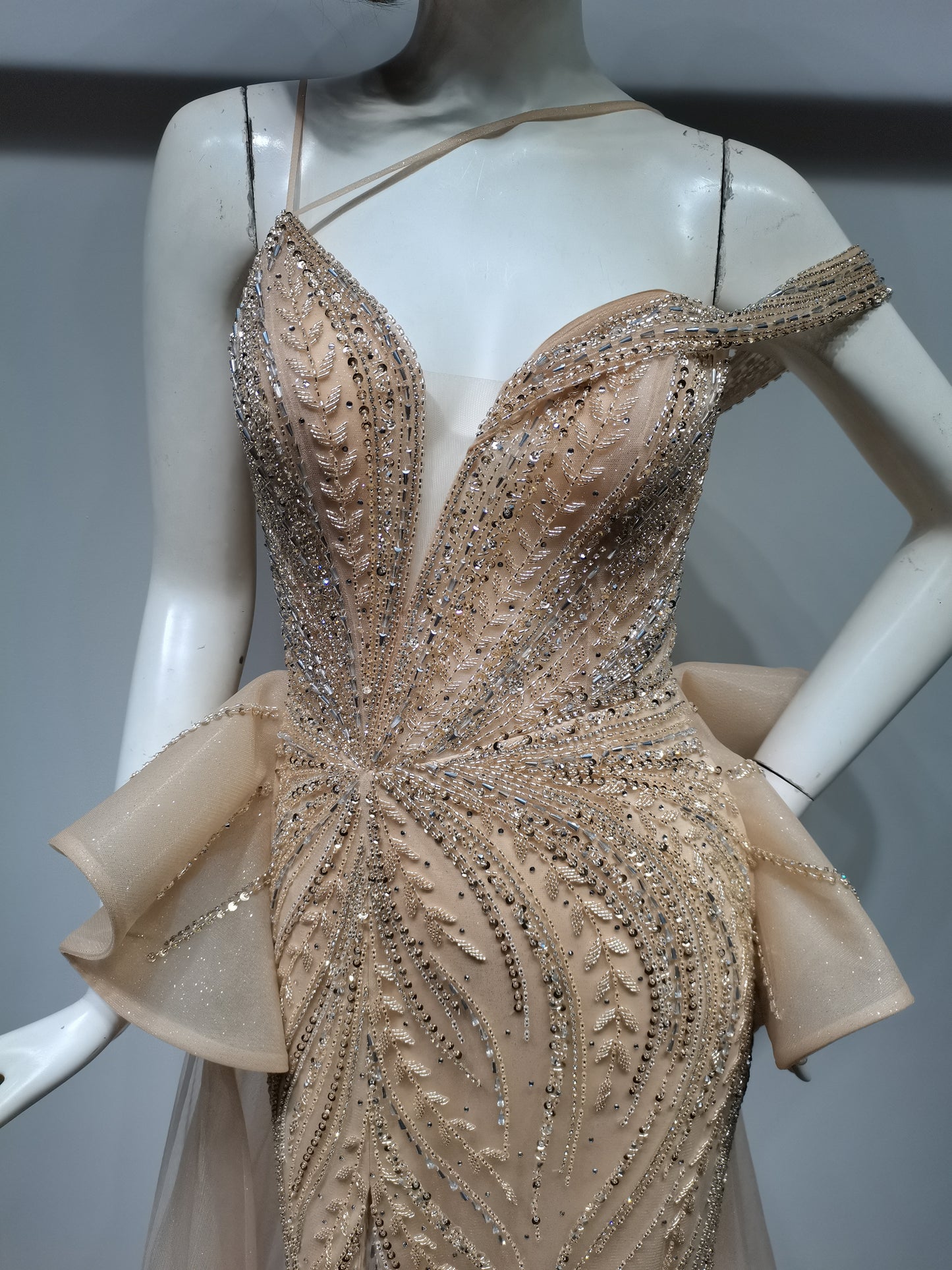 SH19513 GOLDEN