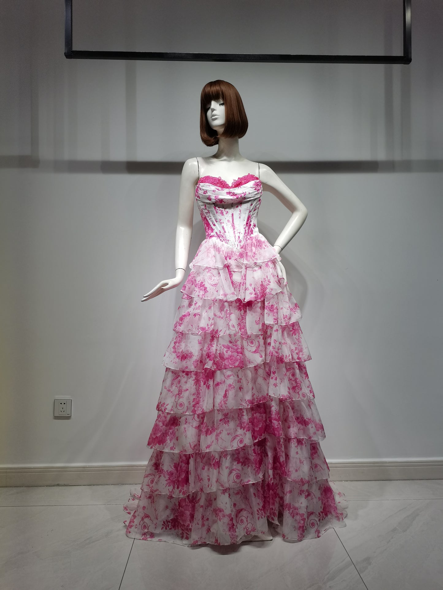 SH19648 rose red