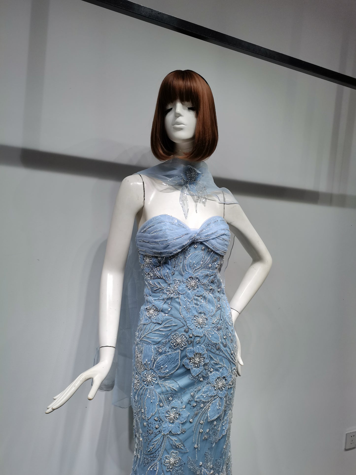 SH19945  BLUE