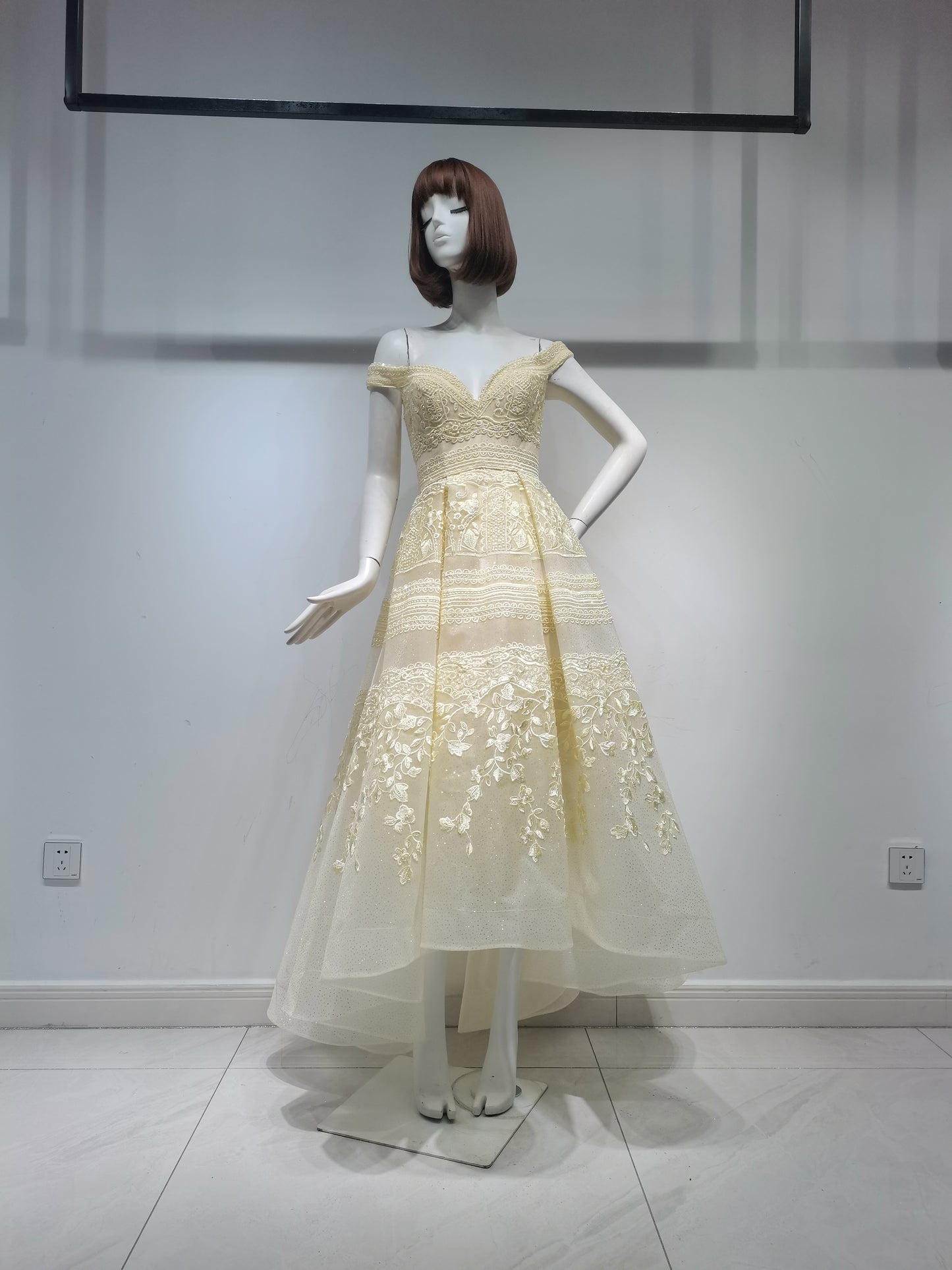 SH31202 YELLOW