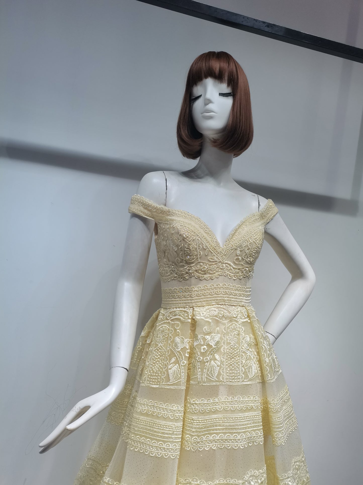 SH31202 YELLOW