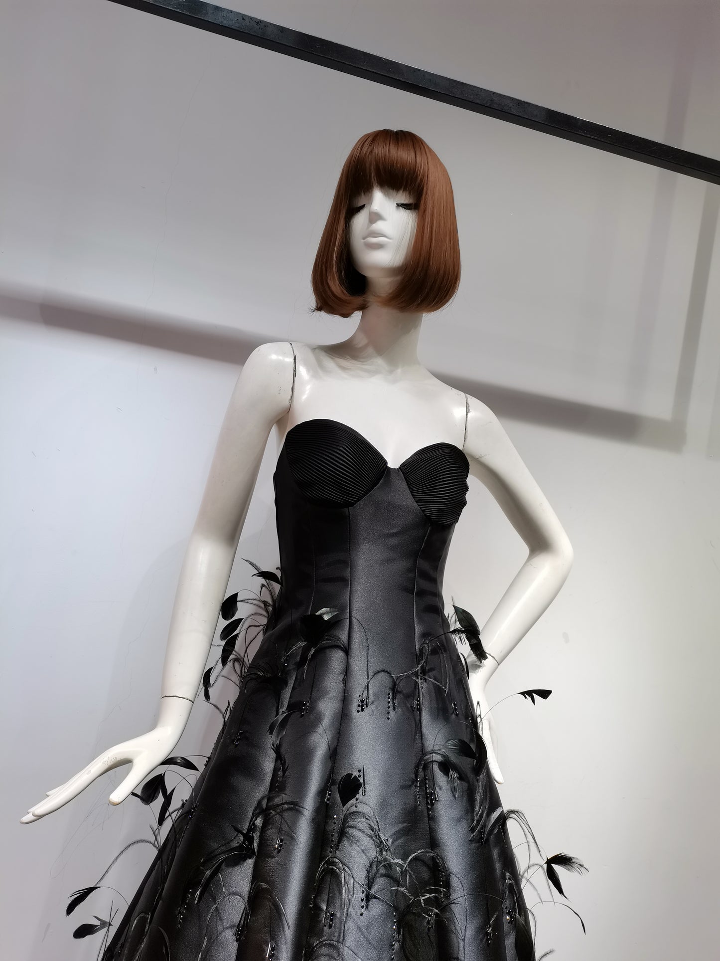 SH32127  BLACK