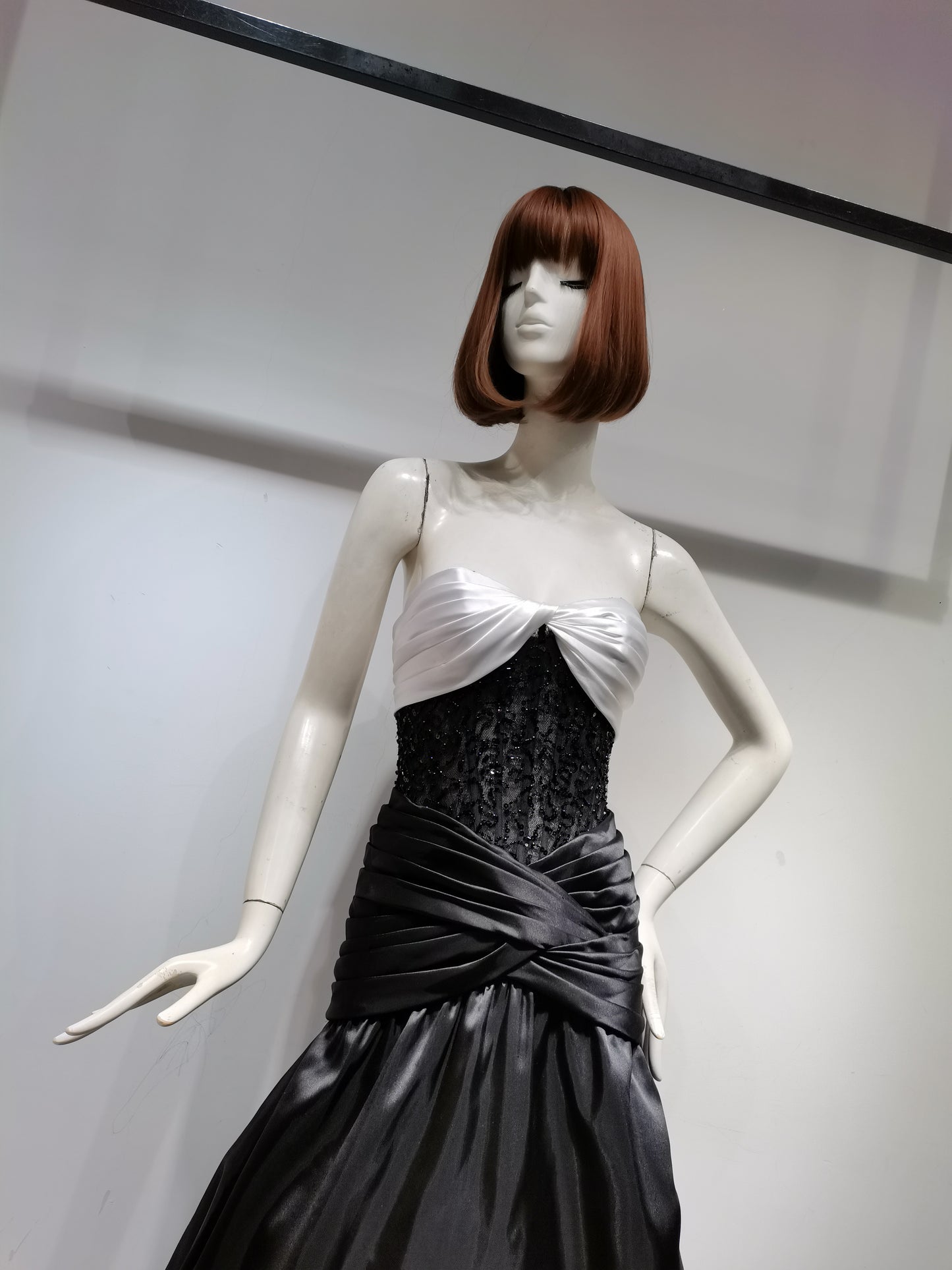 SH32179 BLACK