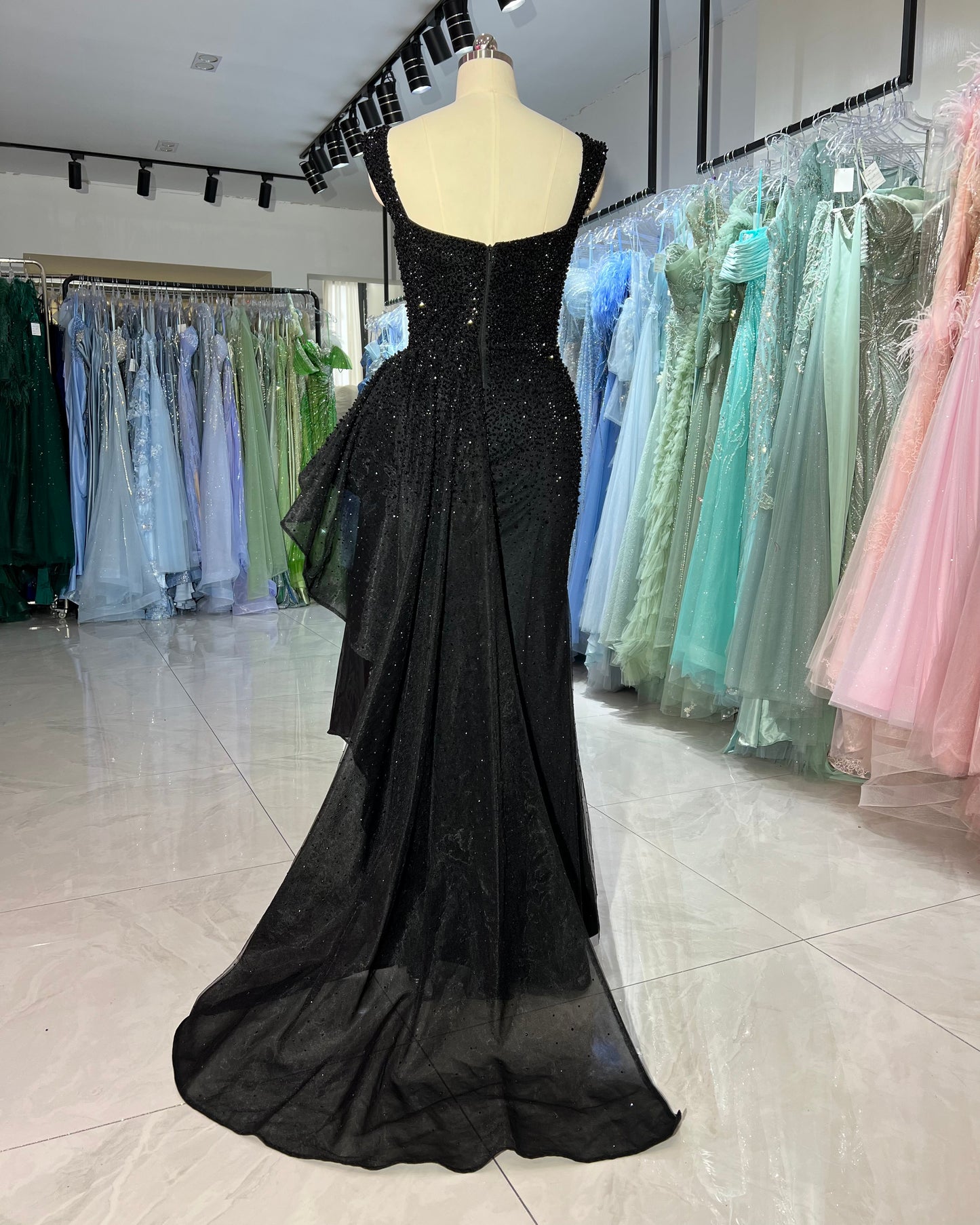 SH0103 BLACK