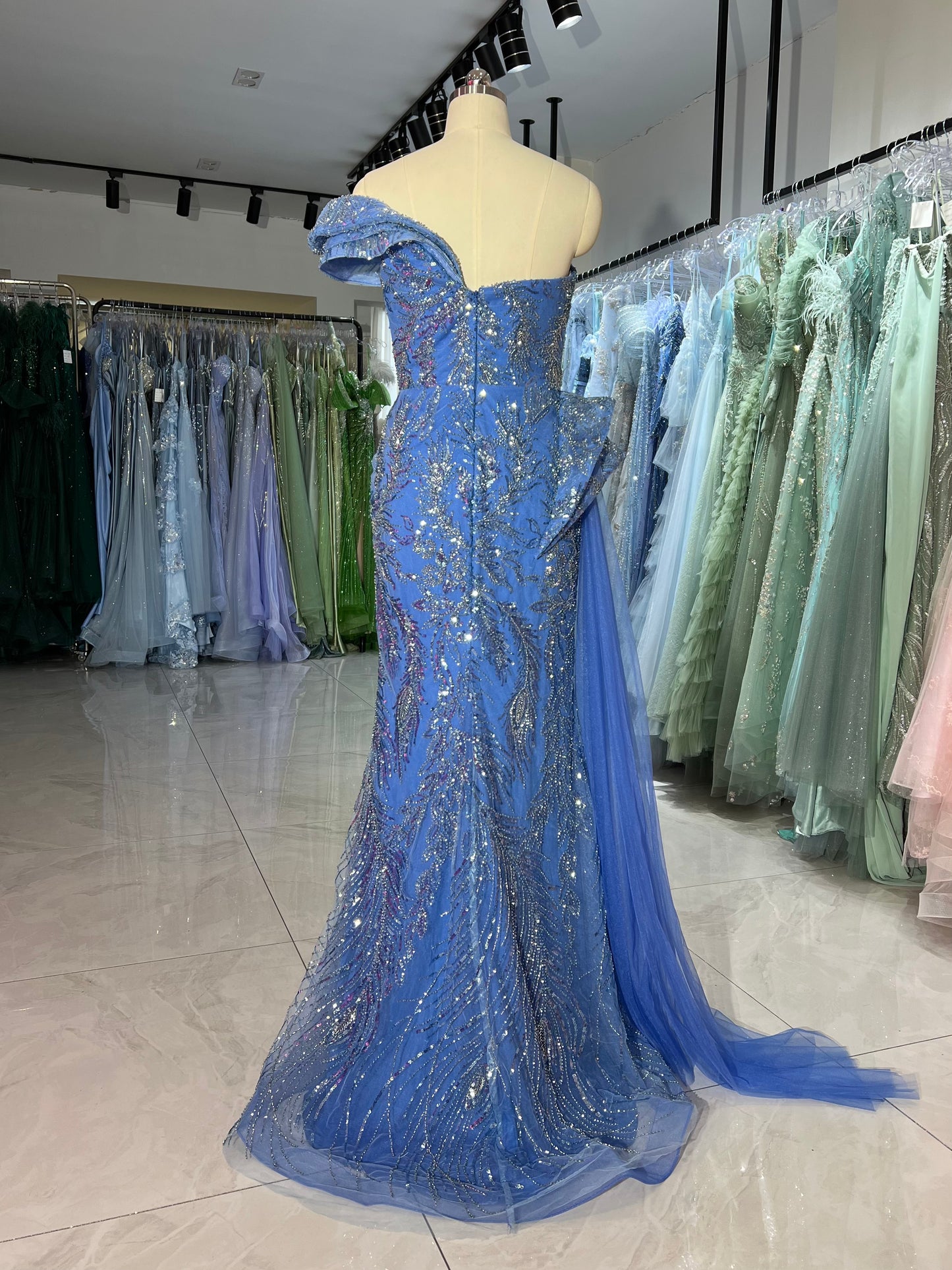 SH0148  BLUE