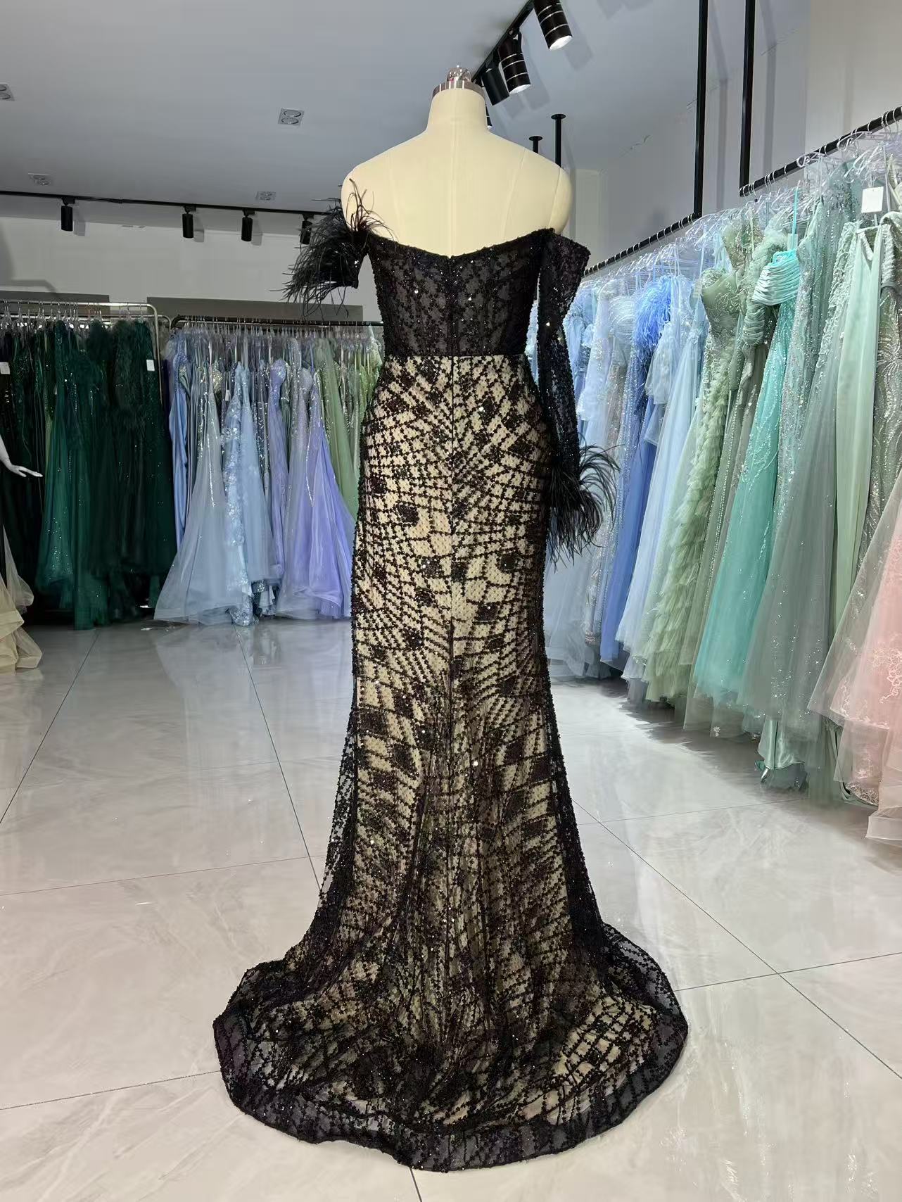 SH18908 BLACK
