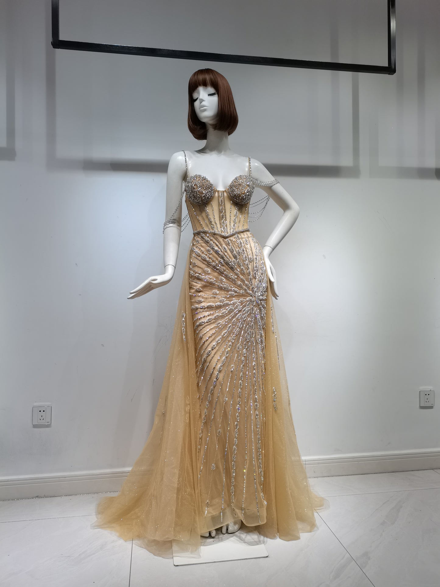 SHW820  GOLDEN